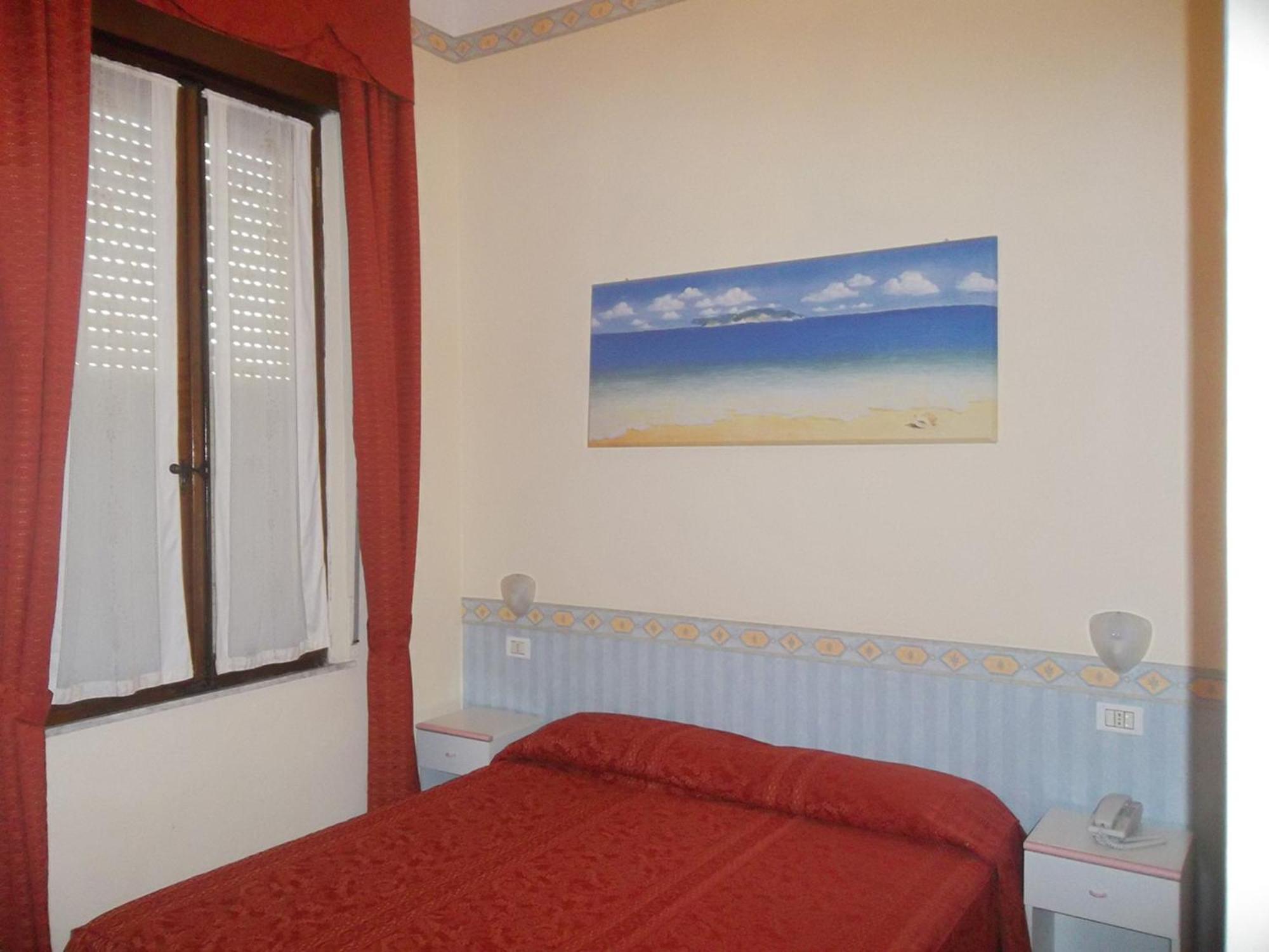 Hotel Lo Squalo Гротамаре Стая снимка