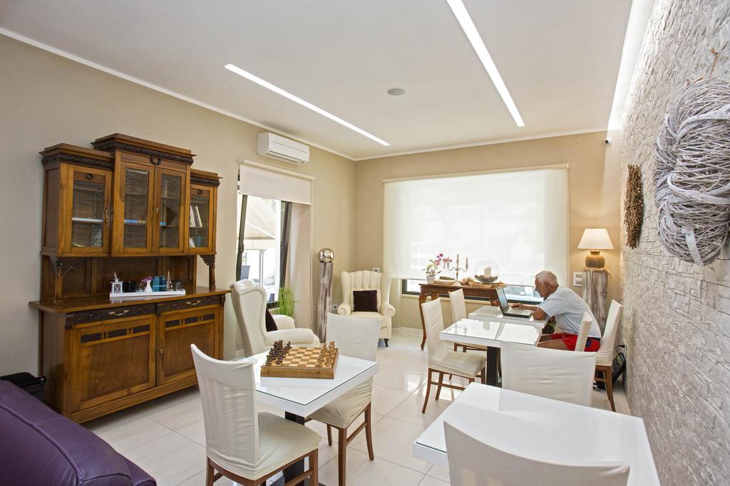 Hotel Lo Squalo Гротамаре Екстериор снимка