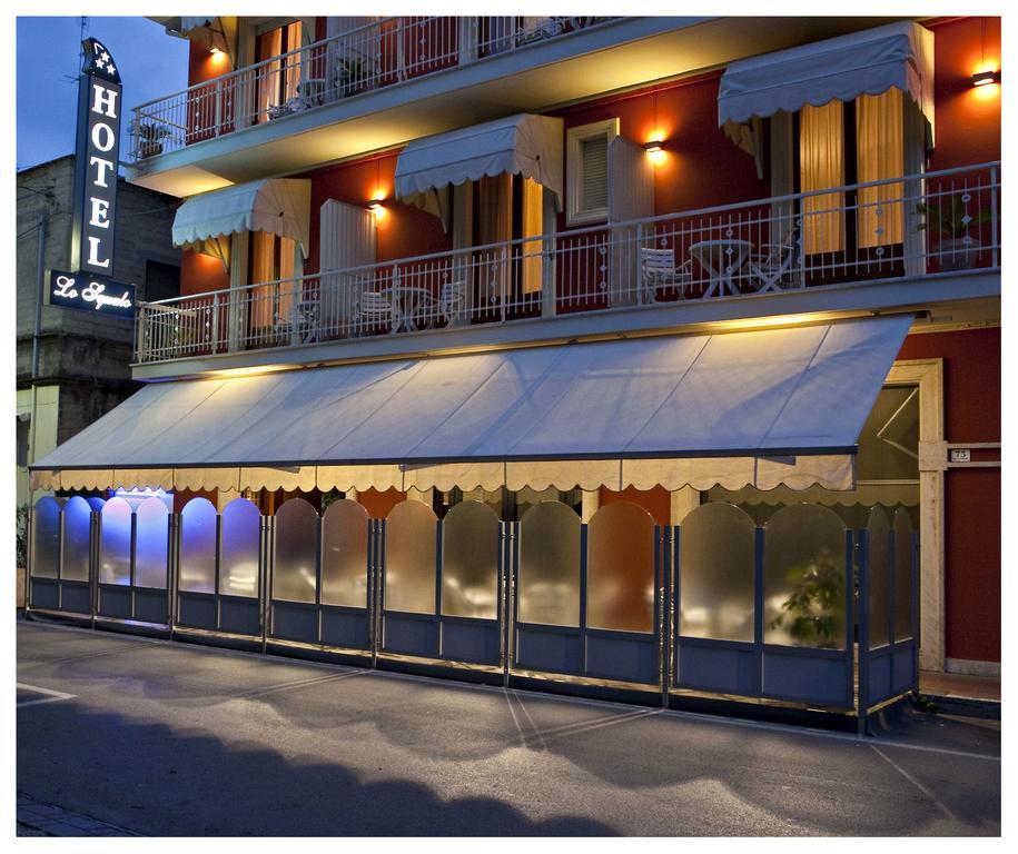 Hotel Lo Squalo Гротамаре Екстериор снимка